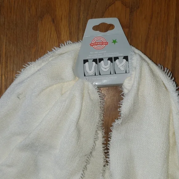 Infinity Scarf - Picture 3 of 3